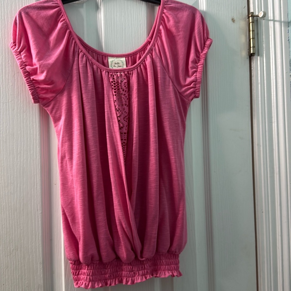 Pink top with elastic waist